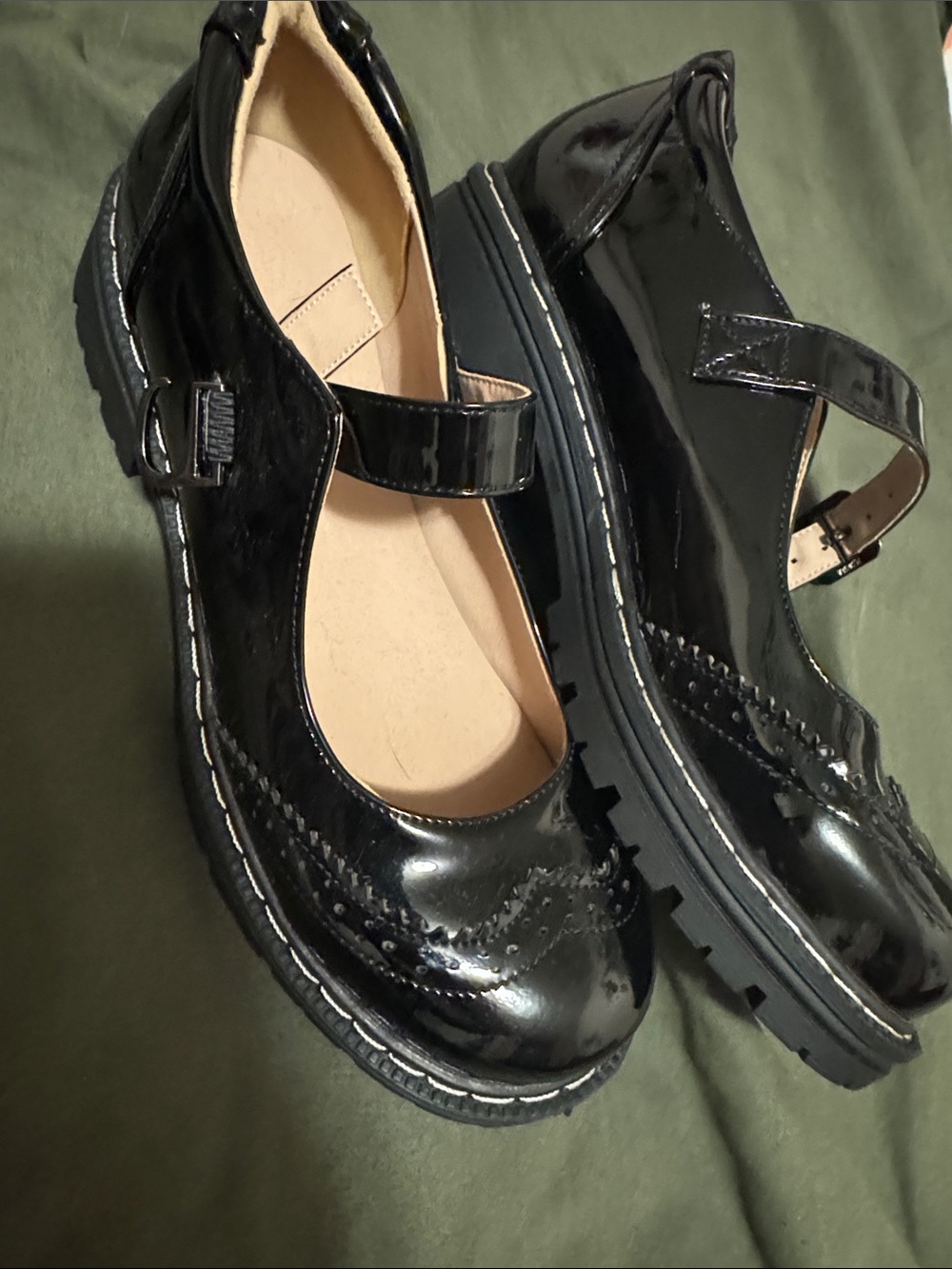 Dream Pairs Patent Mary Jane Chunky - Black never worn